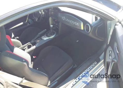 2013 Scion Fr-S 10 Series из США, поврежденный, VIN JF1ZNAA19D2731371